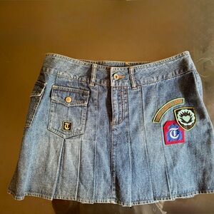 Trendy Blue Denim Mini Skirt with Patches (NWOT)